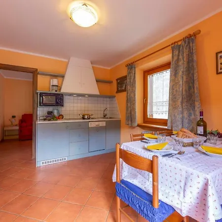 Stella Apartment